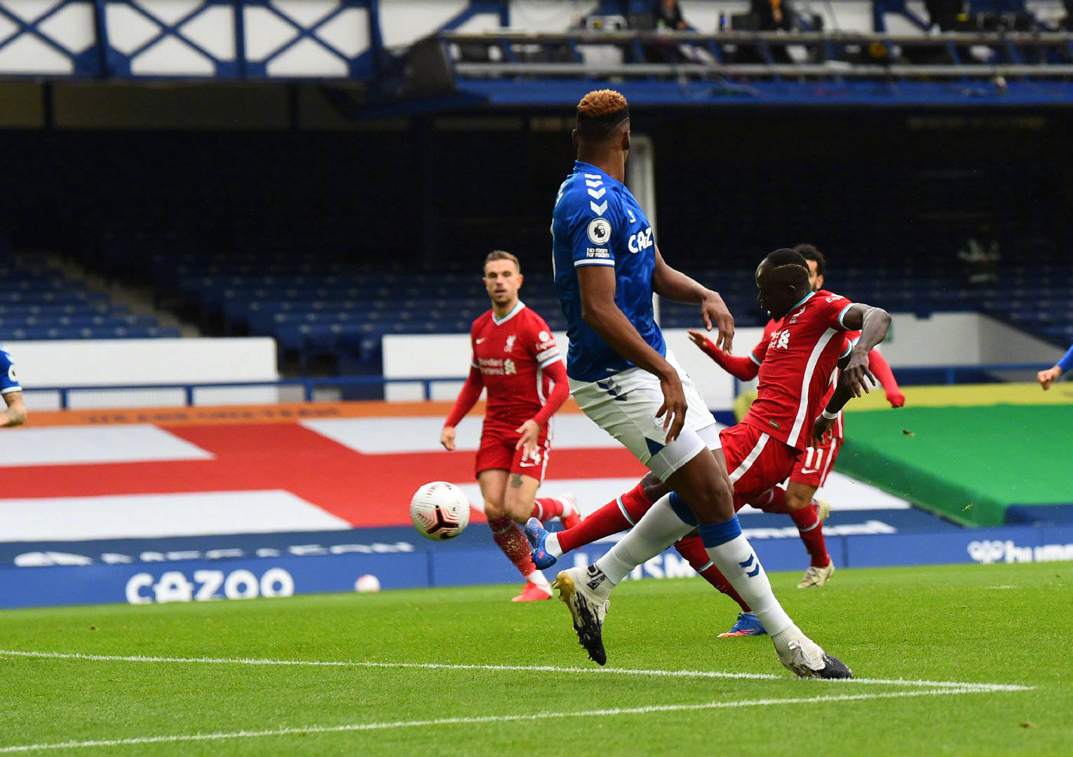 撕破对方的 撕破对方的